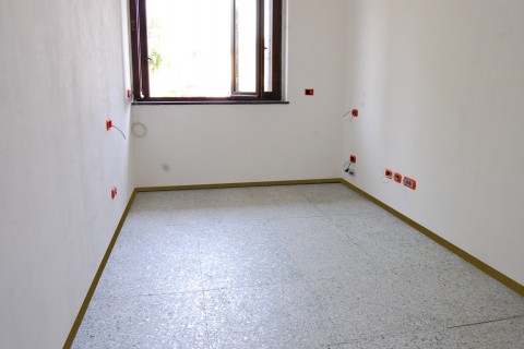 Soluzione per posa di piastrelle fino a 80x80 cm (6 / 7 Immagini)
