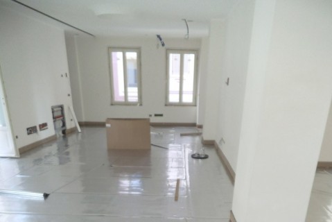 Soluzione per rivestimento in legno o laminato a posa flottante (8 / 8 Immagini)