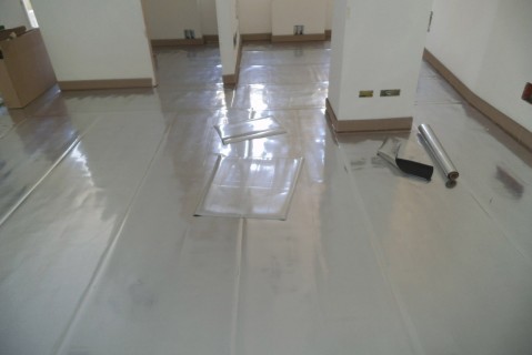 Soluzione per rivestimento in legno o laminato a posa flottante (5 / 8 Immagini)