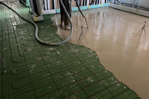 Soluzione non a secco per qualsiasi tipo di rivestimento (4 / 5 Immagini)