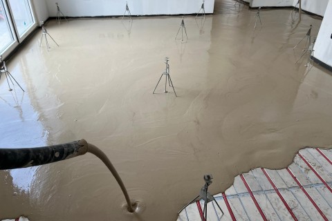 Soluzione non a secco per qualsiasi tipo di rivestimento (4 / 5 Immagini)