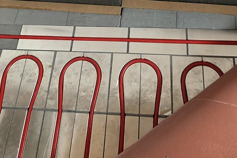 Soluzione per legno o laminato a posa flottante (5 / 9 Immagini)